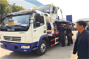 碑林区汽车道路救援拖车价格